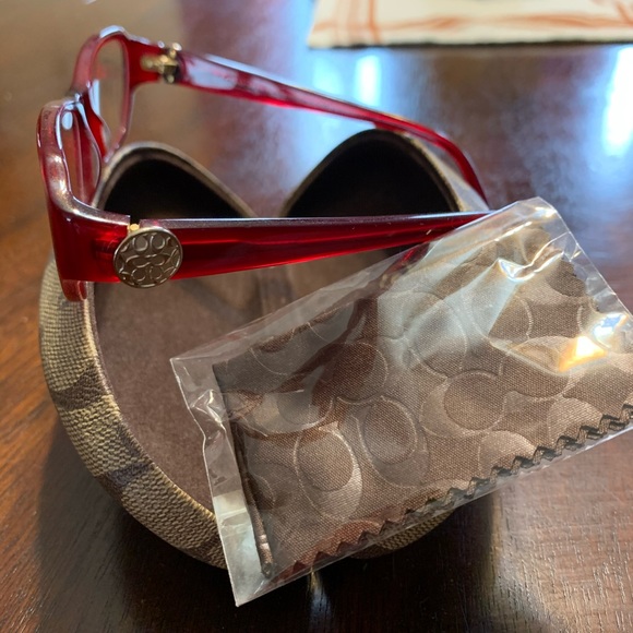 Woman’s frames - Picture 1 of 2